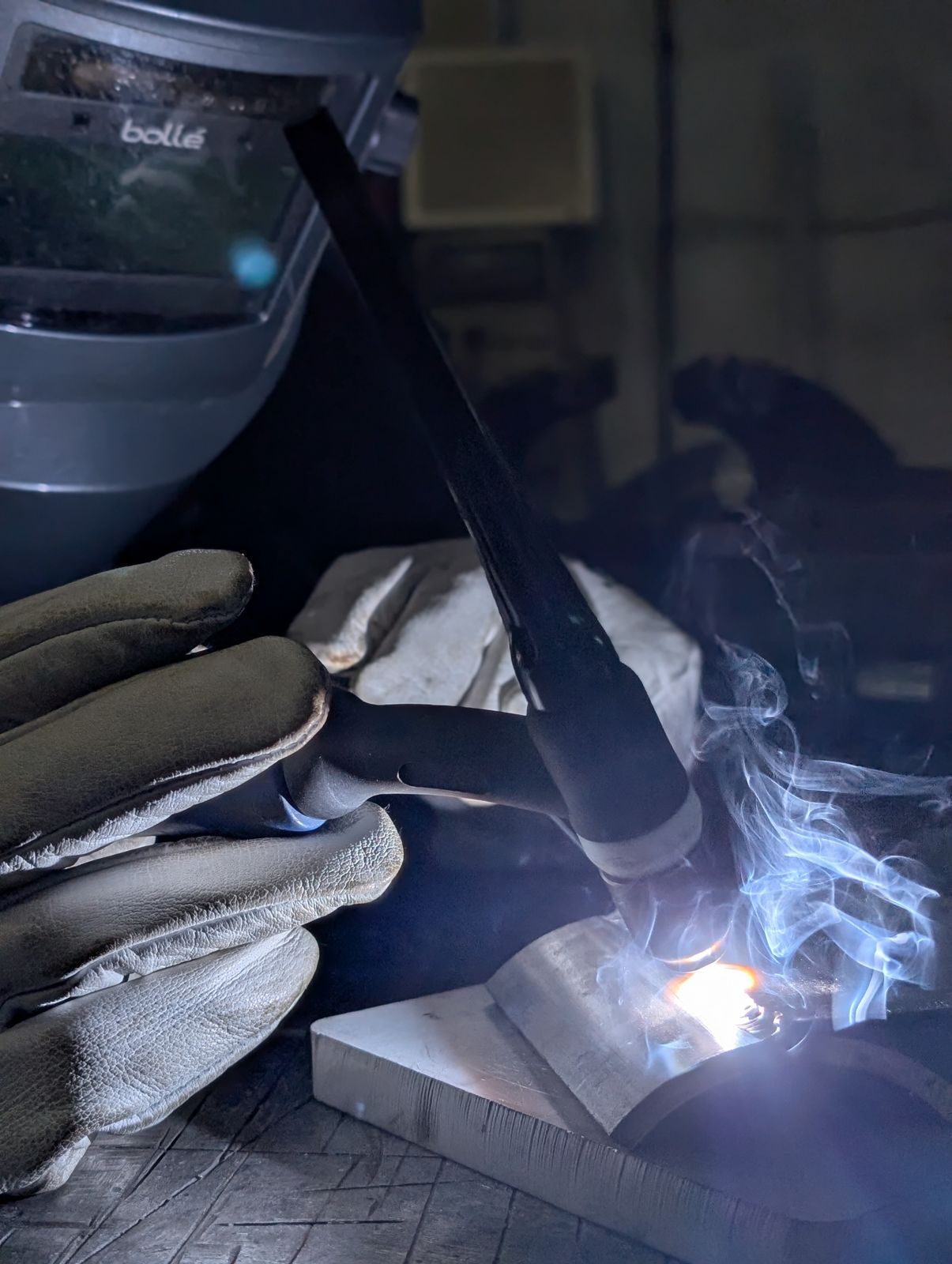 Práctica de soldadura TIG en formación de aluminio