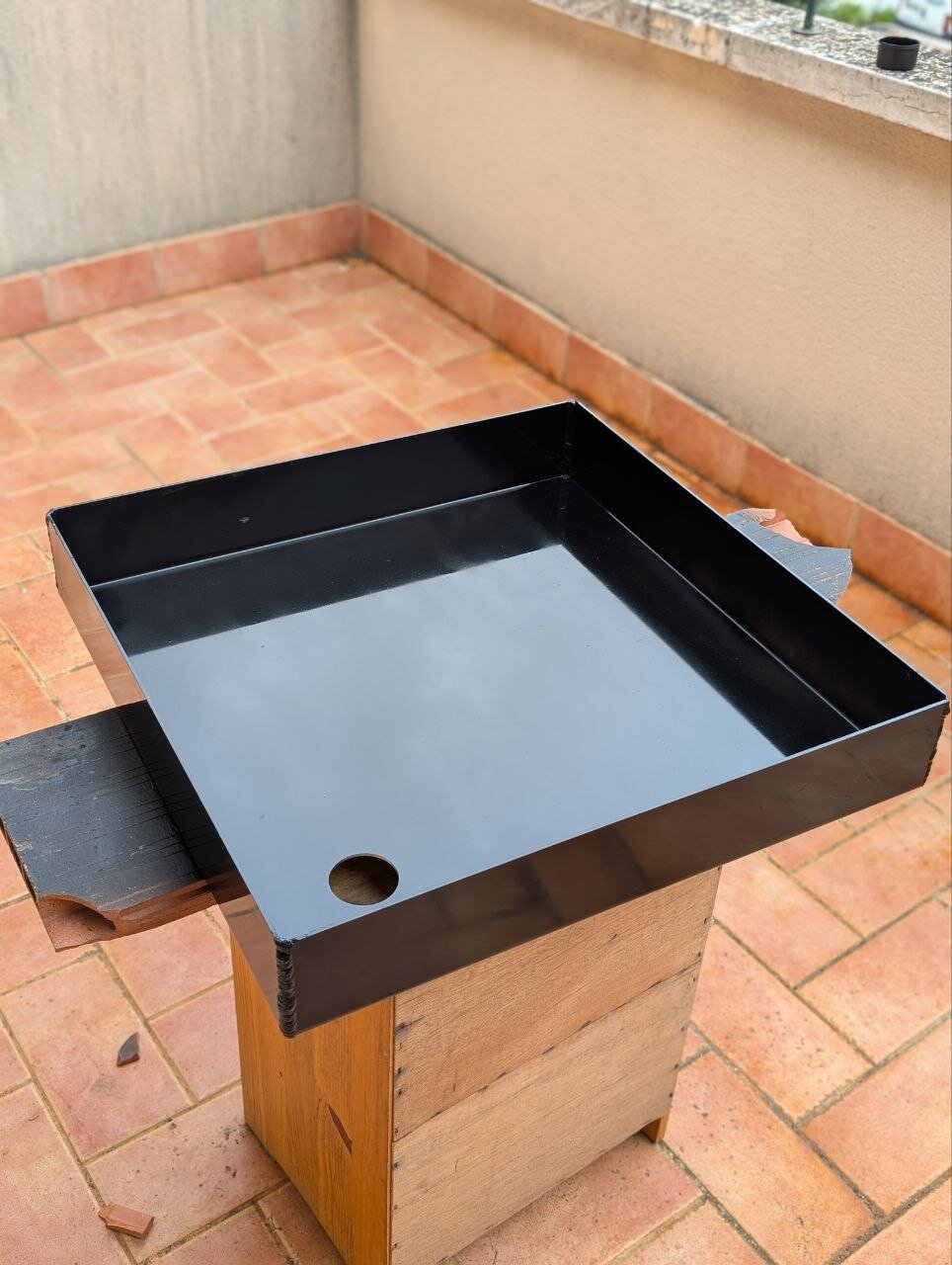 Plato de ducha de aluminio 5754 con acabado lacado negro