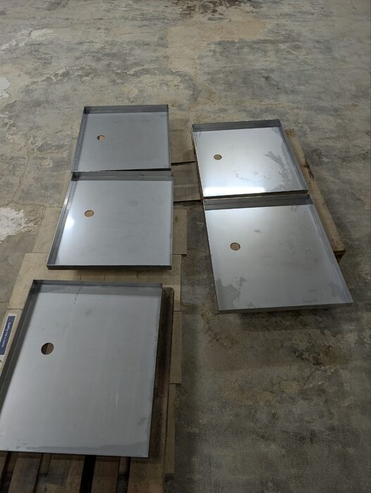 Platos de ducha y depósitos